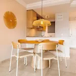 Sea & Sun Hills Views Pool Jacuzzi Διαμέρισμα *