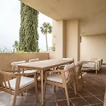 Sea & Sun Hills Views Pool Jacuzzi Διαμέρισμα
